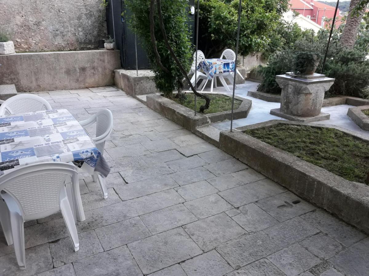 Apartments Vidulic Mali Lošinj Екстериор снимка